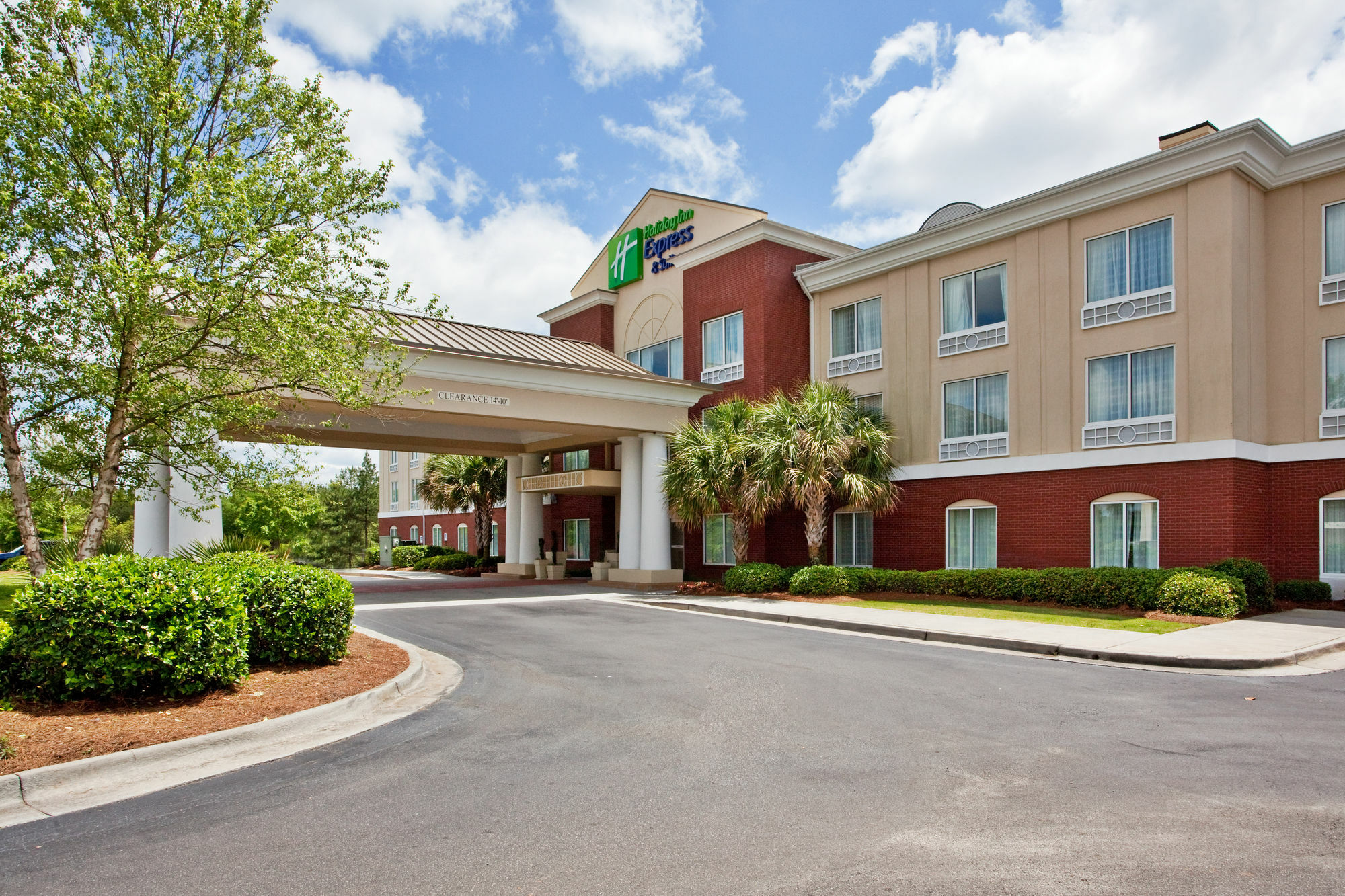 Holiday Inn Express Hotel & Suites Dublin, An Ihg Hotel Exterior foto